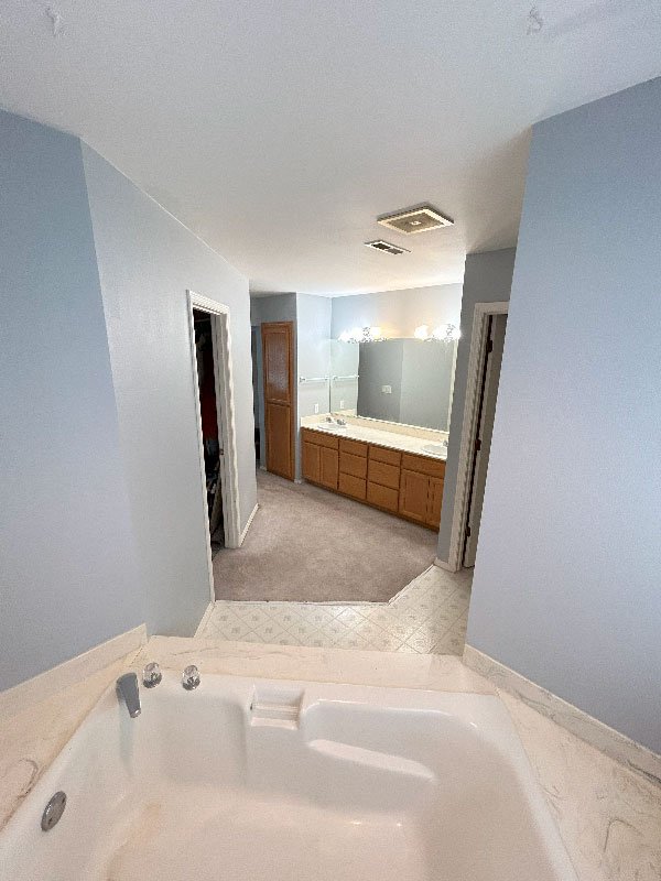 Expert Bathroom Repainting in Salem, OR