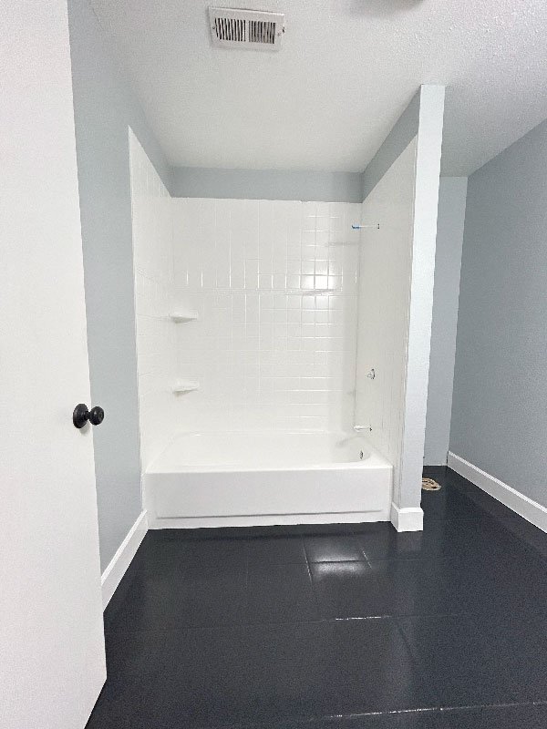 Expert Bathroom Repainting in Salem, OR