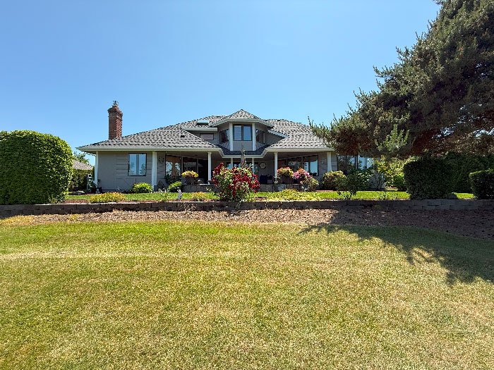 Exterior painting in Salem, OR