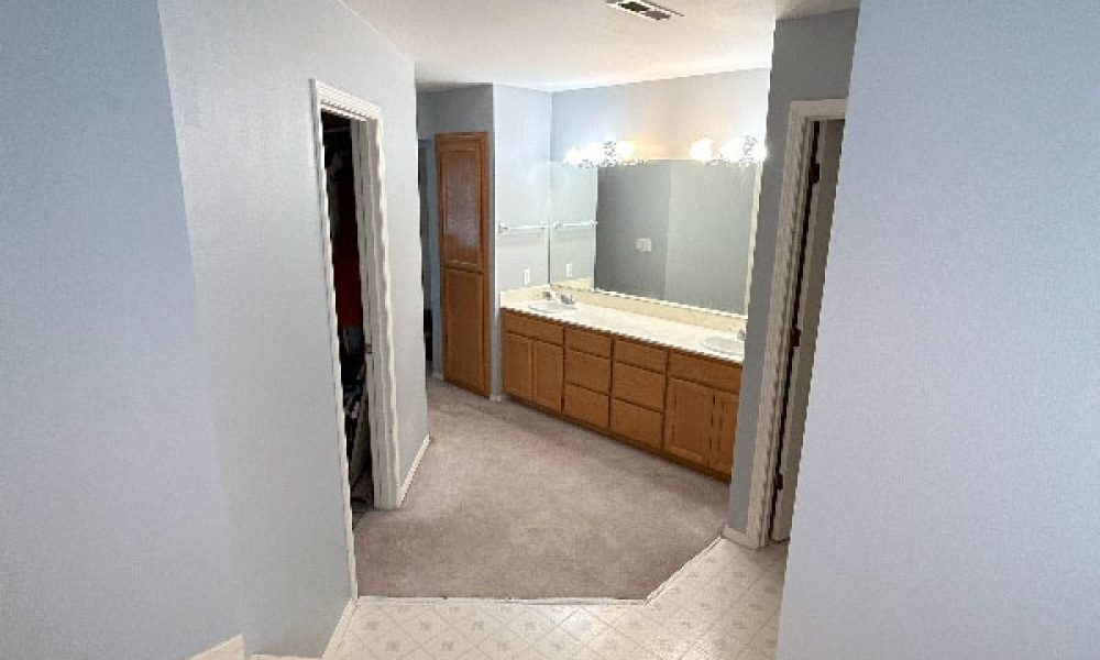 Expert Bathroom Repainting in Salem, OR